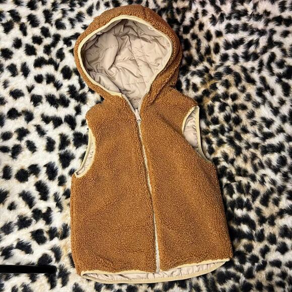 Scene & Heard Reversible Teddy Sherpa Jacket Vest Kids 6/7 - Picture 1 of 4